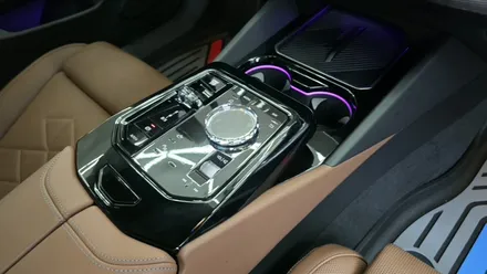 안산실내PPF 지문만 스쳐도 스크래치가 발생하는  BMW5실내PPF 신차 모습 그대로