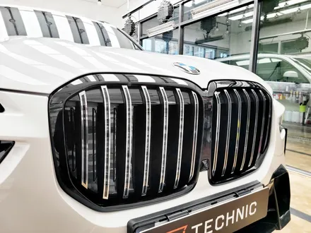 BMW X7 크롬죽이기 가격, 고광택 랩핑으로 했을땐? / 진주, 창원, 순천