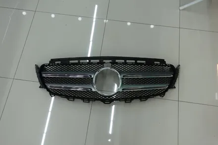 벤츠 W213 E300 AMG라인 다이야몬드그릴 장착도 역시 솔라가드프리미엄 진주점 / 진주시 상대동
