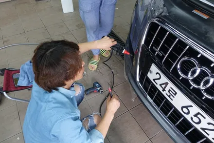 아우디Q7 프론트범퍼 PPF 후지야리펠가드 시공 / 진주시 상대동