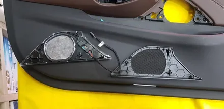 BMW G30 520D 엠비언트 회오리트위터 스피커장착 솔라가드프리미엄[진주점] / 진주시 상대동