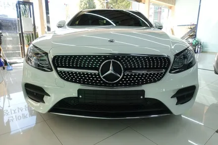 벤츠 W213 E300 AMG라인 다이야몬드그릴 장착도 역시 솔라가드프리미엄 진주점 / 진주시 상대동