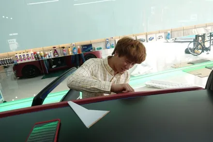 분위기전환 현대 I30 전체렙핑 교체 3M1080 사틴다크그레이=>무광레드메트메탈릭 솔라가드프리미엄 진주점에서 시공했어요 / 진주시 상대동