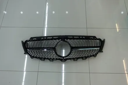 벤츠 W213 E300 AMG라인 다이야몬드그릴 장착도 역시 솔라가드프리미엄 진주점 / 진주시 상대동