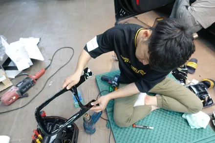 실내튜닝 기분전환 제네시스BH 3M1080 유광블랙 실내렙핑 시공 에쿠스기어봉 장착도 솔라가드프리미엄 진주점으로~ / 진주시 상대동