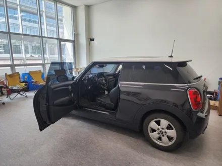 미니쿠퍼 3도어 (F56) 무선 애플 카플레이/안드로이드 오토 시공 / 경기 고양 덕양