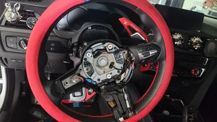 BMW M4 컨버터블(F83) 스티어링 휠 M1,M2 버튼 활성화 작업 / 경기 고양 덕양