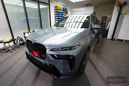 BMW X7 40i 스카이 스크래퍼 그레이 2023 페이스리프트 솔라가드 노블레스K+ 썬팅과 크롬죽이기 / 경기 성남 수정