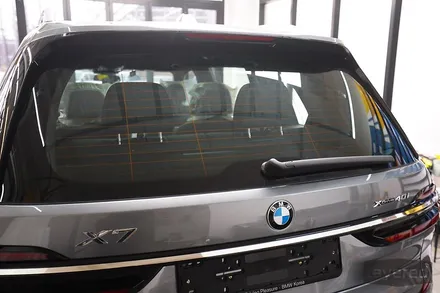 BMW X7 40i 스카이 스크래퍼 그레이 2023 페이스리프트 솔라가드 노블레스K+ 썬팅과 크롬죽이기 / 경기 성남 수정