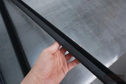 벤츠 GLB 35 AMG 측면유리 비내림현상 펠트지 시공 후 루마 버텍스 700 썬팅 재시공완료! / 성남, 판교, 용인