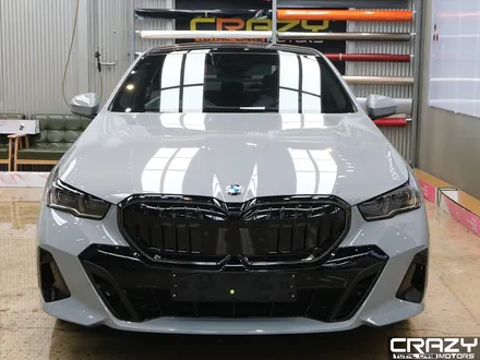 대구 BMW 5시리즈 아이코닉 글로우 키드니 LED 그릴 랩핑 시공 후기 / 대구 수성구 중동