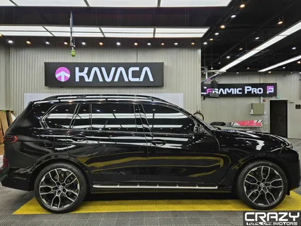 BMW X7 40i AV (오토벨벳) 고광택 블랙 전체 랩핑 시공 후기 / 대구 수성구 중동