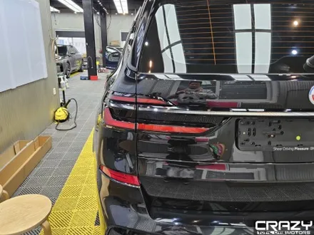 BMW X7 40i AV (오토벨벳) 고광택 블랙 전체 랩핑 시공 후기 / 대구 수성구 중동