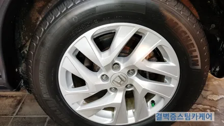 부산내부세차 믿을수 있는 수입차 전문매장에서 진행하세요 혼다CRV / 부산 사상구 삼락동