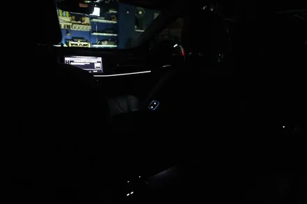 아우디 Q4 e-트론 LED 워크인 스위치 시공 / 부산 사상구