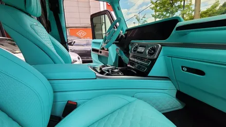 벤츠 지바겐 G63 AMG, 나파가죽 리무진시트 티파니민트 실내 풀커스텀 시공 / 부산 사상구 삼락동