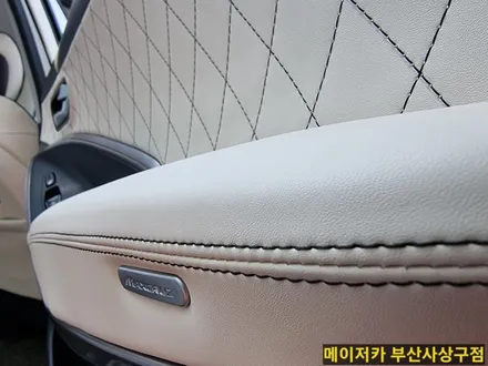 맥스크루즈 리무진시트 풀 화이트 시공 / 부산 사상구