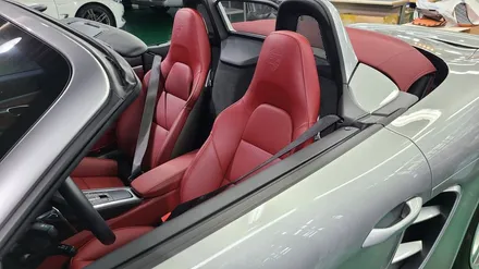 포르쉐 718 박스터 GTS 컬러 안전벨트 시공 / 부산 사상구
