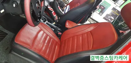 부산디테일링세차 패키지 시공으로 신차느낌 되살리기(티볼리) / 부산 사상구 삼락동