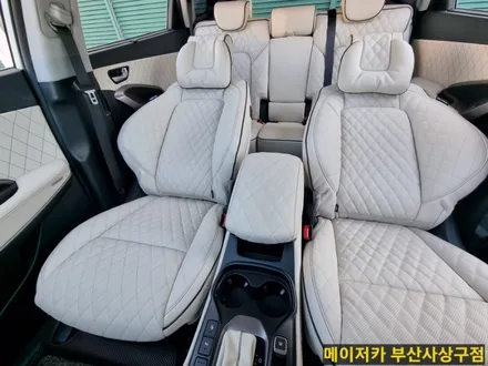 맥스크루즈 리무진시트 풀 화이트 시공 / 부산 사상구