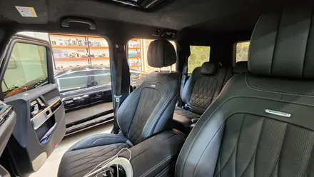 벤츠 지바겐 G63 AMG, 나파가죽 리무진시트 티파니민트 실내 풀커스텀 시공 / 부산 사상구 삼락동
