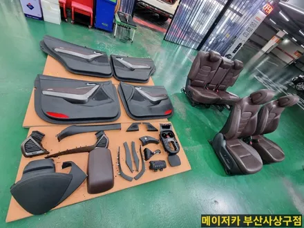 맥스크루즈 리무진시트 풀 화이트 시공 / 부산 사상구