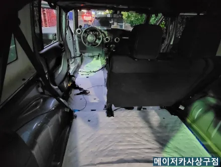 부산 엠보싱 매트 지프 랭글러 루비콘 시공 / 부산 사상구