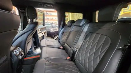 벤츠 지바겐 G63 AMG, 나파가죽 리무진시트 티파니민트 실내 풀커스텀 시공 / 부산 사상구 삼락동