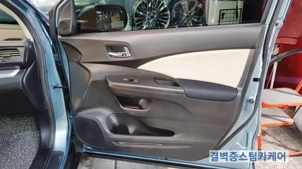 부산내부세차 믿을수 있는 수입차 전문매장에서 진행하세요 혼다CRV / 부산 사상구 삼락동