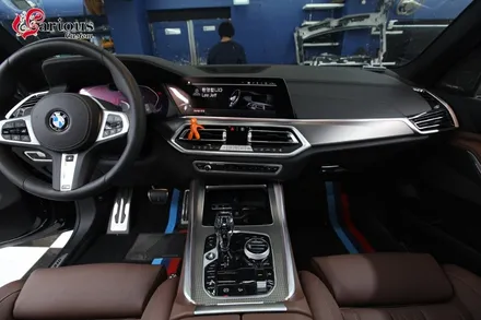 BMW X5 무선충전기 시공 / 부산 사상구 삼락동