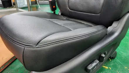 부산경남 쏘렌토r 가죽시트 수선, 수리, 복원, 교체 / 부산 사상구