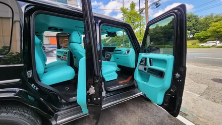벤츠 지바겐 G63 AMG, 나파가죽 리무진시트 티파니민트 실내 풀커스텀 시공 / 부산 사상구 삼락동