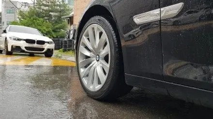 BMW 7시리즈 750LD 휠파임 휠복원 휠도색 실버 분채도색 / 시흥시 죽율동