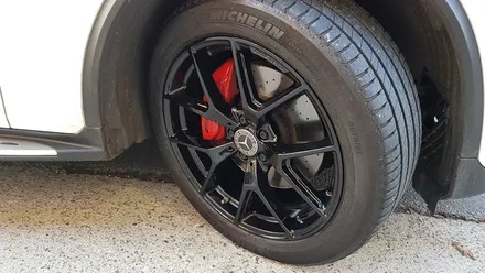 벤츠 GLC220 D 쿠페 휠긁힘 찍힘 휠복원 하이그로시 블랙 휠도색 분체도장 / 시흥시 죽율동