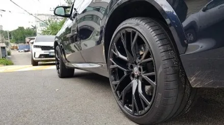 리더스휠 BMW F95 X5M 휠복원 올검정 휠도색 분채도색 / 시흥시 죽율동