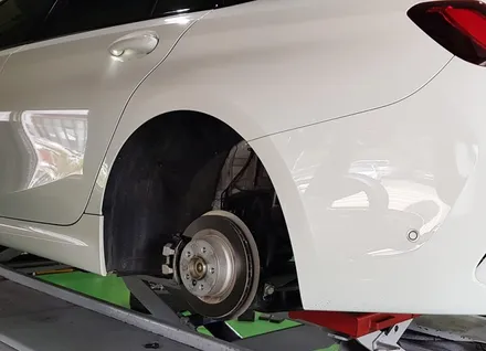 BMW 3시리즈 휠 도색 비용 유광 블랙휠 휠도색 분체도장 / 시흥시 죽율동