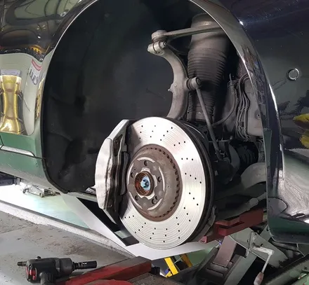 벤츠 S560 S클래스 휠 긁힘 찍힘 휠복원 휠도색 분체도장 리더스휠 / 시흥시 죽율동