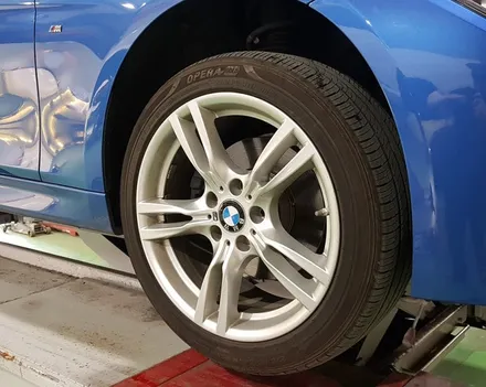 BMW F30 330i 휠복원 유광 블랙휠 휠도색 분채도색 리더스휠 / 시흥시 죽율동
