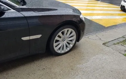 BMW 7시리즈 750LD 휠파임 휠복원 휠도색 실버 분채도색 / 시흥시 죽율동