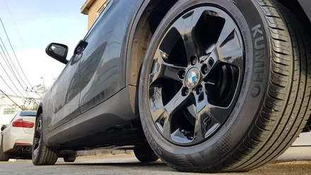 BMW X1 17인치 휠 스크래치 휠복원 및 블랙유광 휠도색 분체도장 / 시흥시 죽율동
