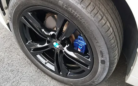 BMW X5 블랙휠 휠도색 휠복원 M팩 블루 캘리퍼도색 리더스휠 / 시흥시 죽율동