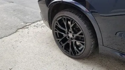 리더스휠 BMW F95 X5M 휠복원 올검정 휠도색 분채도색 / 시흥시 죽율동