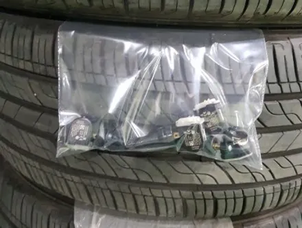쉐보레 올란도 휠 셀프도색 제거후 블랙유광 휠복원 휠도색 분채도색 / 시흥시 죽율동
