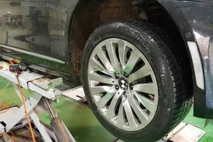 캐딜락 CT6 휠복원 및 하이퍼블랙 분체도장 휠도색 리더스휠 / 시흥시 죽율동