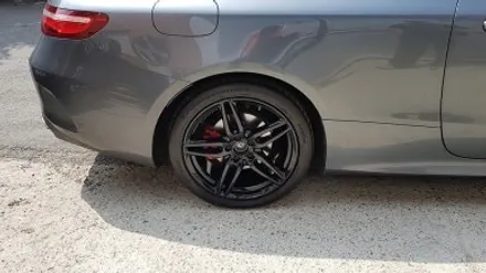 벤츠 E220D E클래스 쿠페 휠복원 블랙휠 휠도색 분체도색 / 시흥시 죽율동