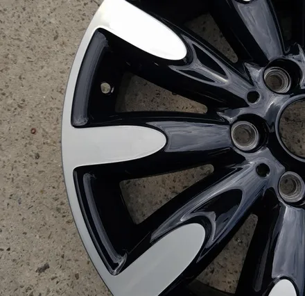 리더스휠 미니쿠퍼S 17인치 블랙 다이아컷팅 휠복원 분체도장 휠도색 / 시흥시 죽율동