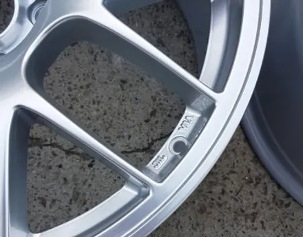 BMW E46 M3 163M 휠복원 하이퍼실버 휠도색 분채도장 리더스휠 / 시흥시 죽율동