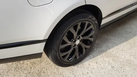 랜드로버 L405 보그 21인치 블랙휠 휠복원 휠도색 분채도색 리더스휠 / 시흥시 죽율동