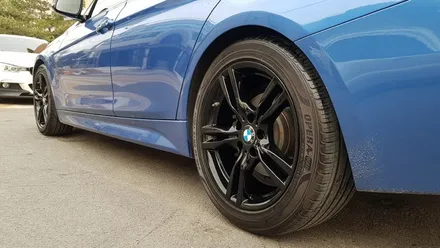 BMW F30 330i 휠복원 유광 블랙휠 휠도색 분채도색 리더스휠 / 시흥시 죽율동