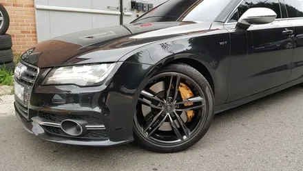 아우디 S7 휠스크래치 휠복원 및 고스트크롬 휠도색 분채도장 리더스휠 / 시흥시 죽율동